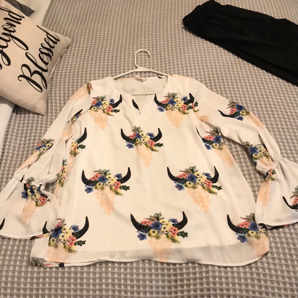 Boutique Cowhead Top